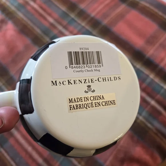 Checkered Black and White Mug with Gold Rim - Picture 3 of 3